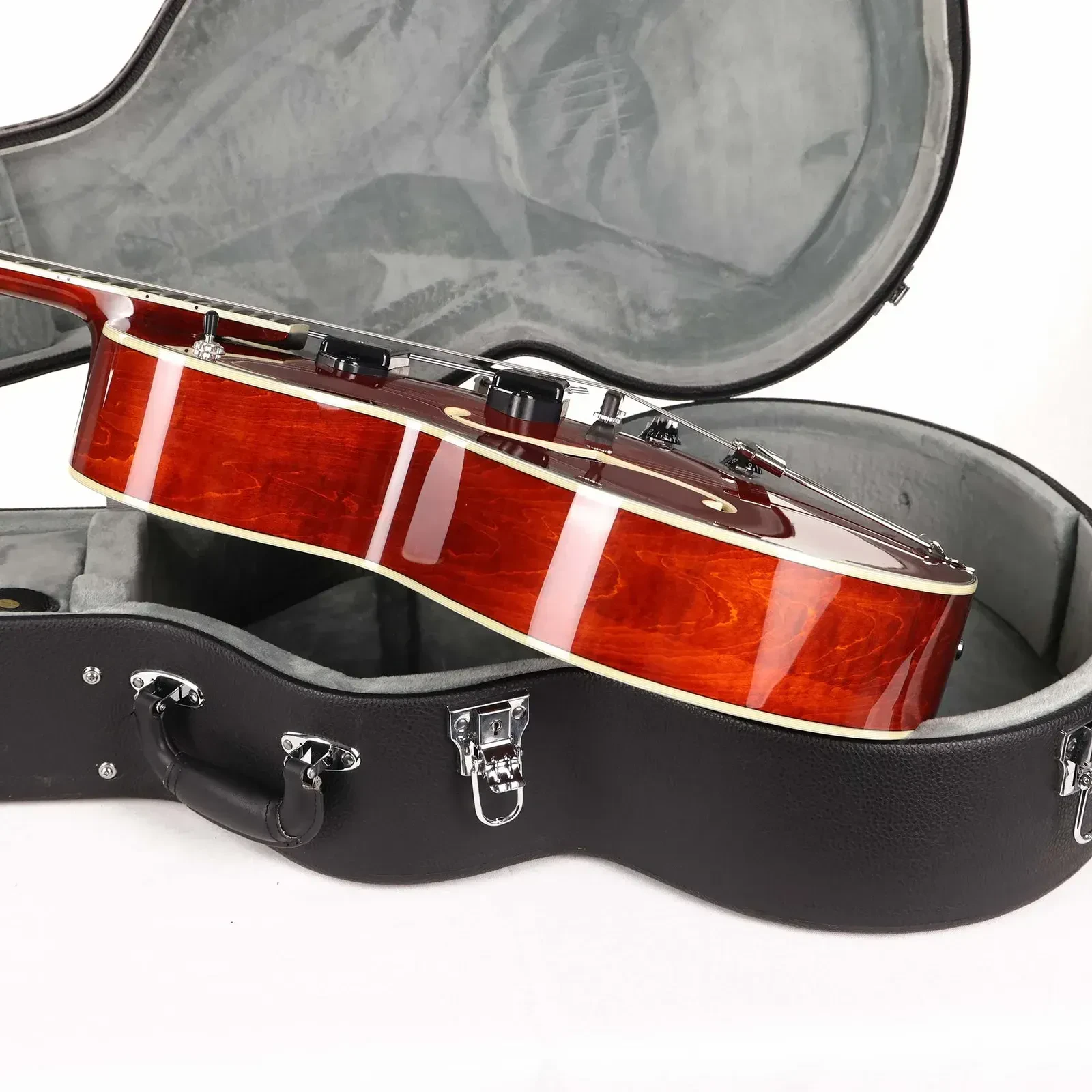 Изображение №6