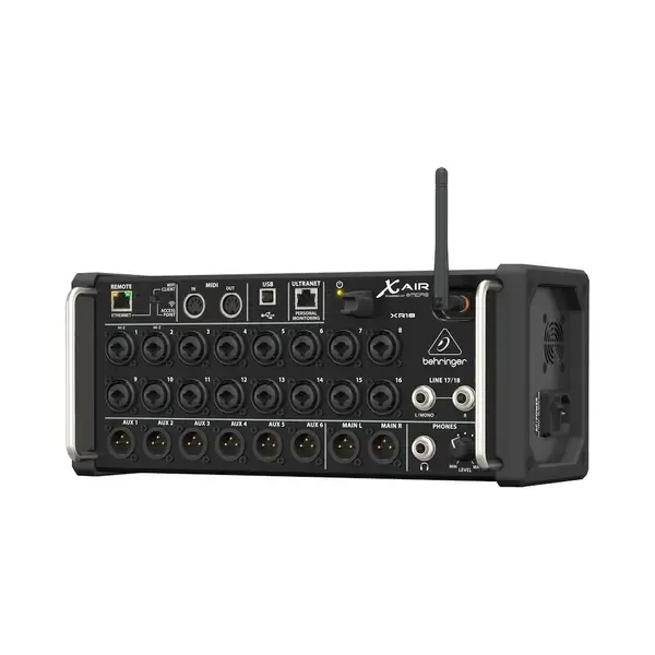 Микшерный пульт Behringer XR18