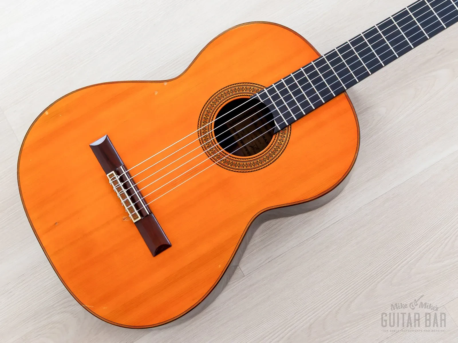 1972 Sakazo Nakade No. 1000G Vintage Classical Guitar w/ Case