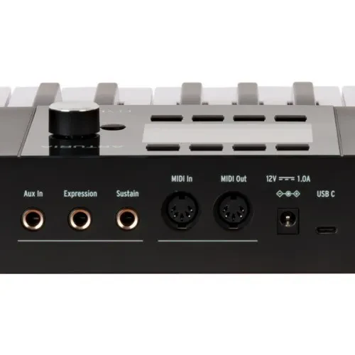 Изображение №6