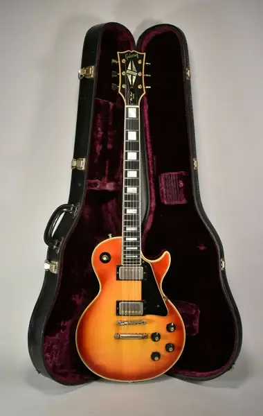 Электрогитара Gibson Les Paul Custom Sunburst w/case USA 1974
