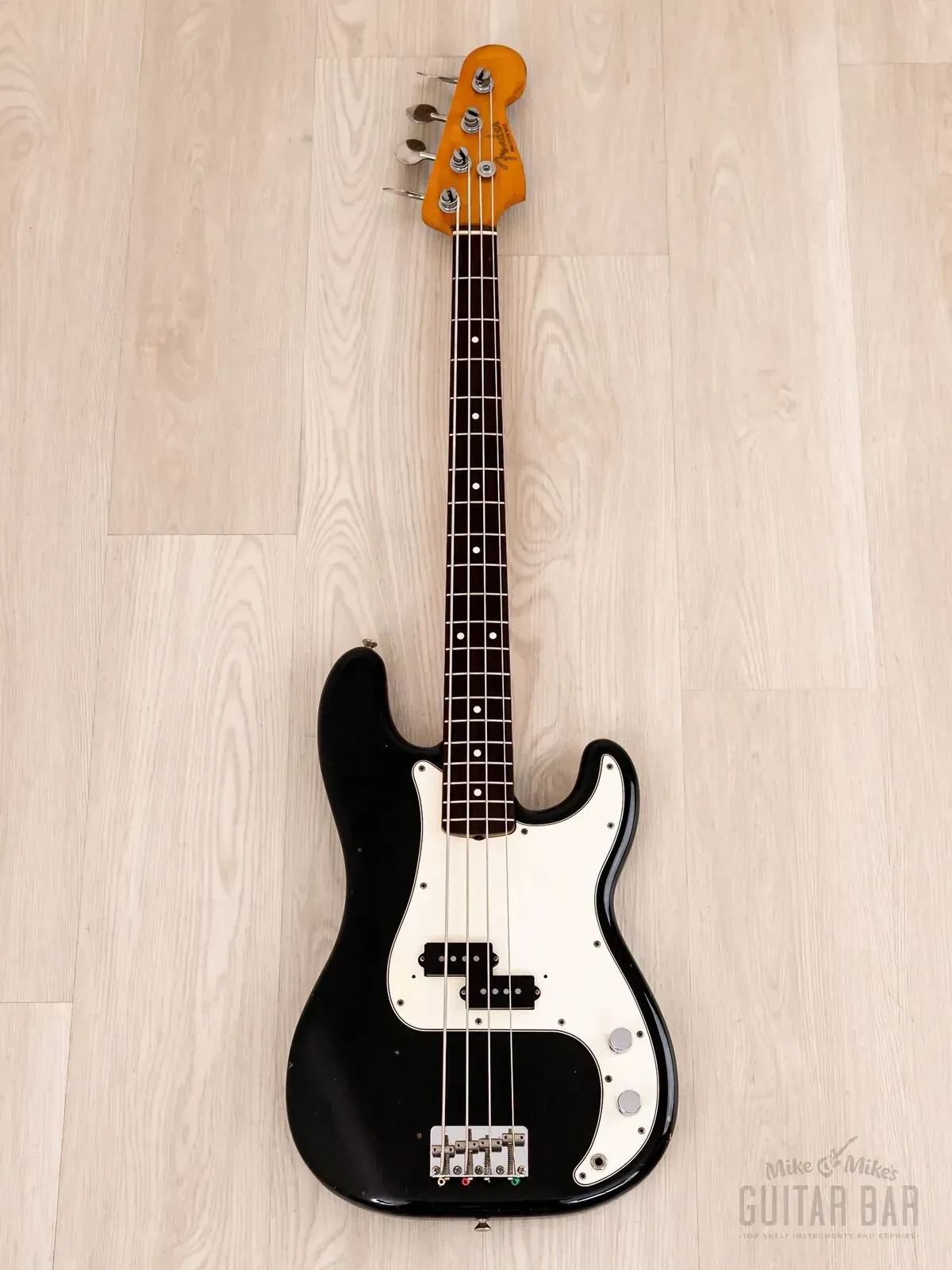 Бас-гитара Fender JV Precision Bass 1962 Vintage Reissue PB62-80 P Black w/gigbag Japan 1984