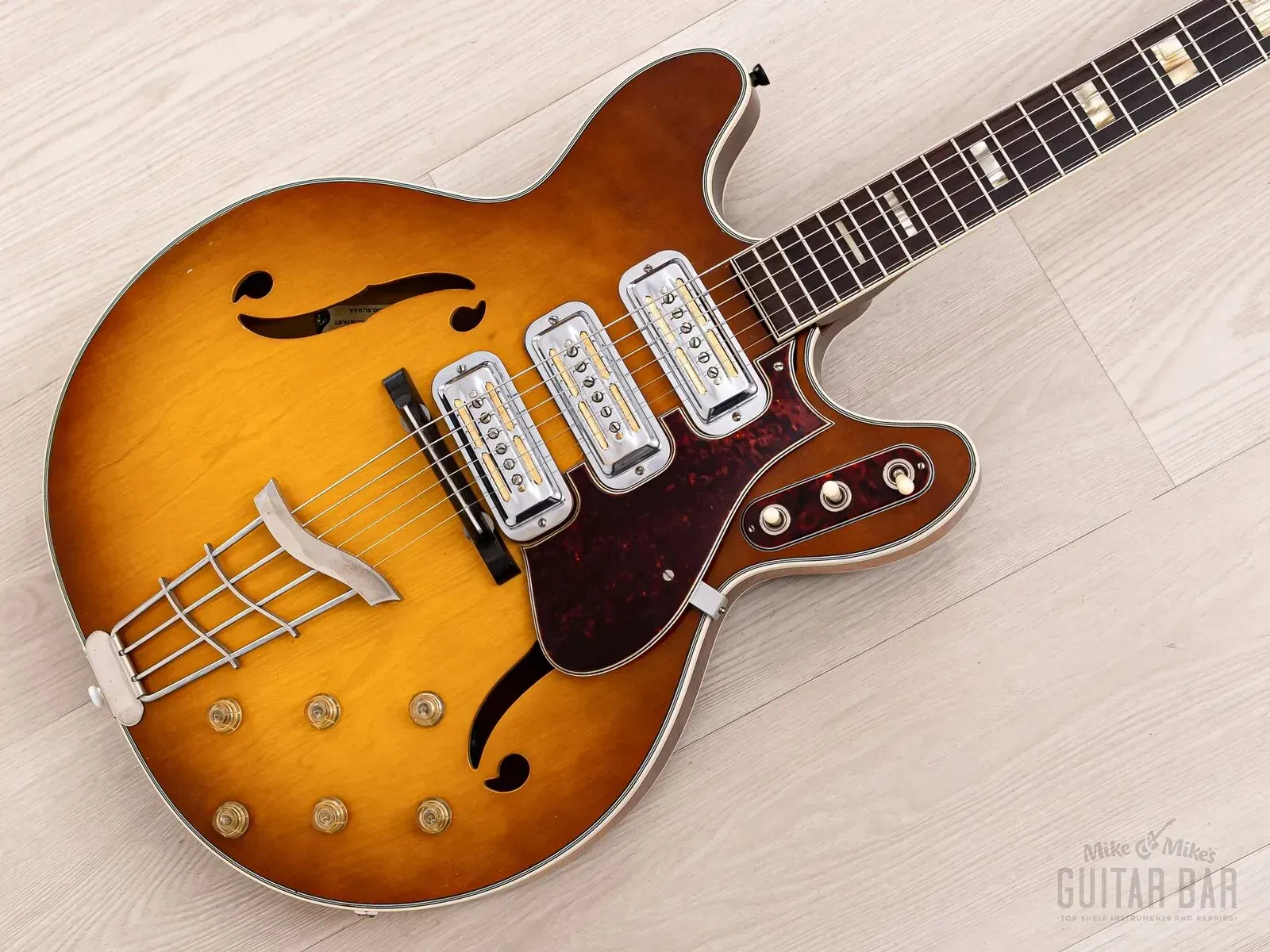 Б/У электрогитара Harmony H75 hollowbody DeArmond Gold Foils с кейсом