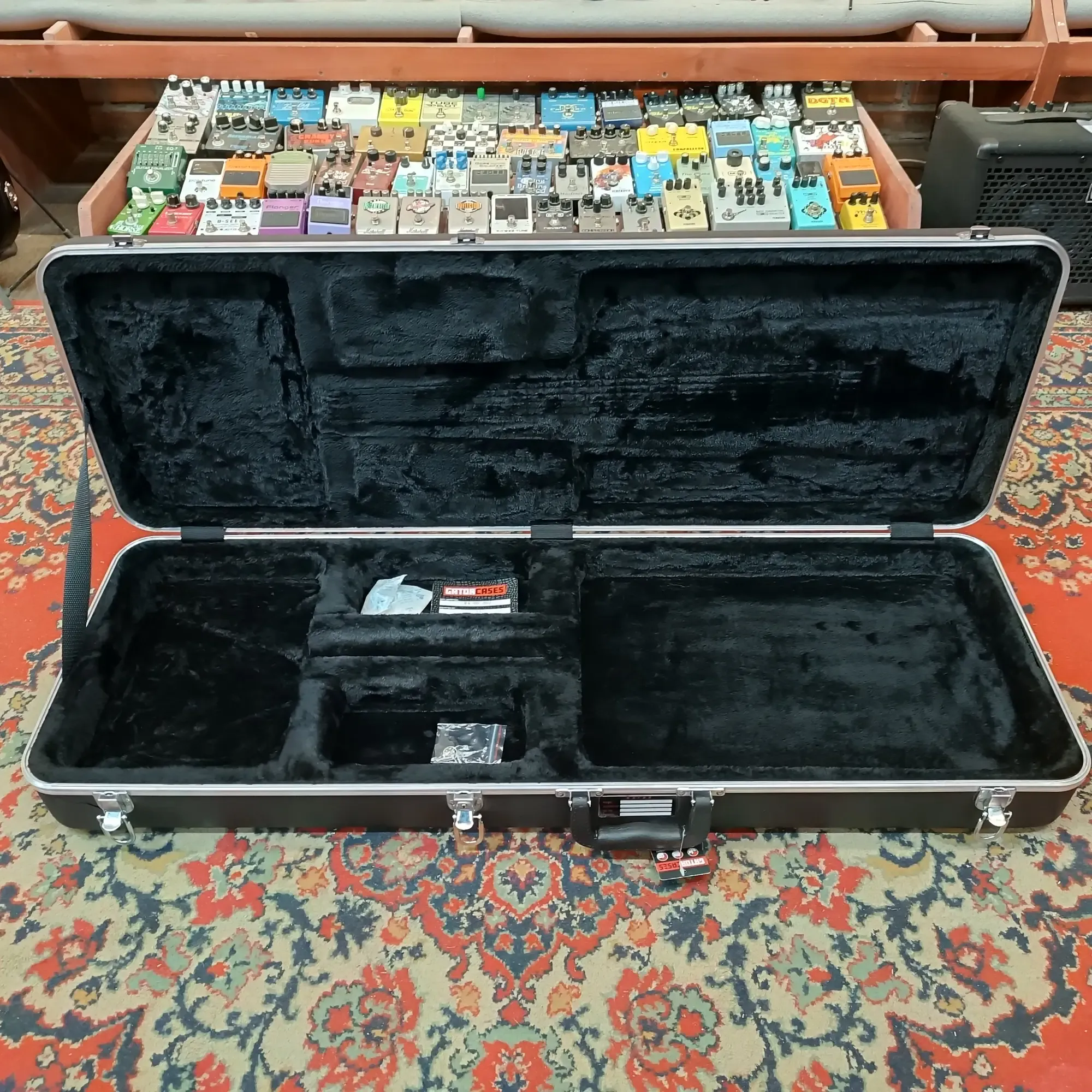 Изображение №6