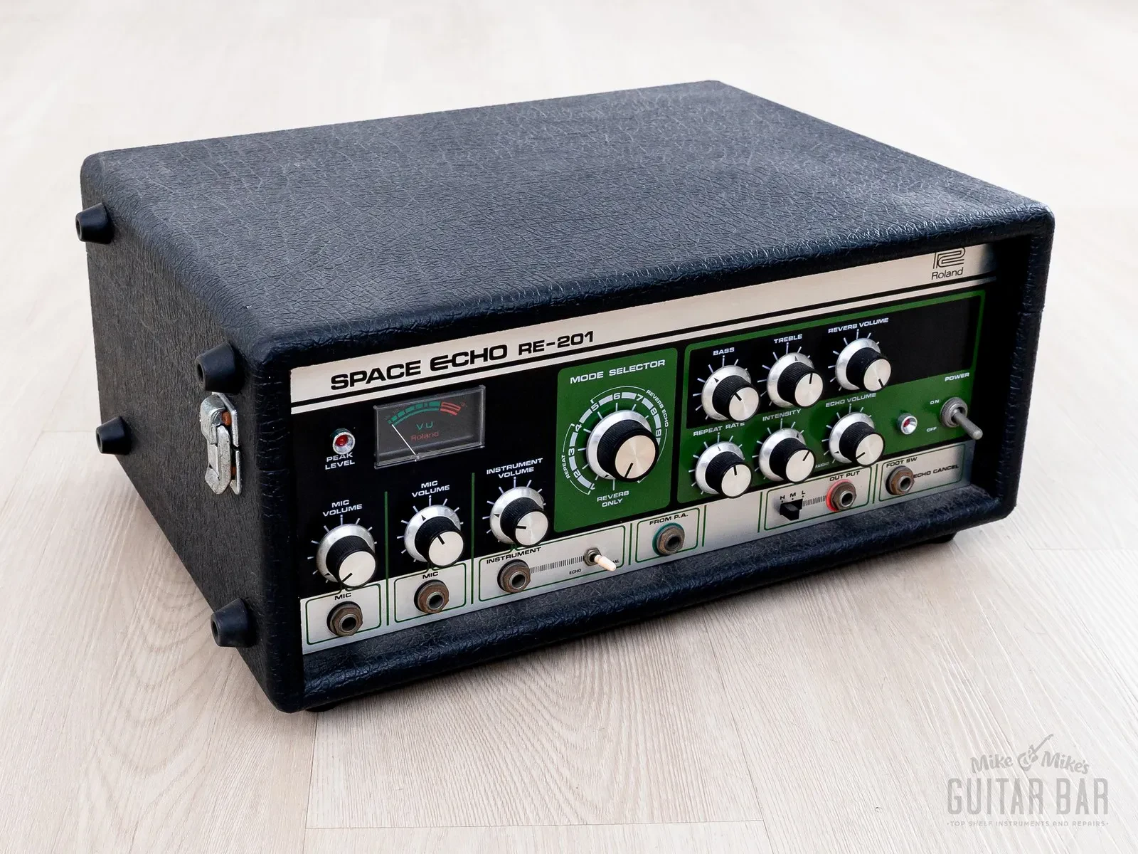 Б/У Процессор эффектов Roland Space Echo RE-201 ленточный дилей аналоговый