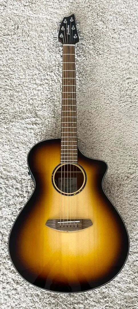 Б/У электроакустическая гитара Breedlove ECO Discovery S Concert CE Edgeburst