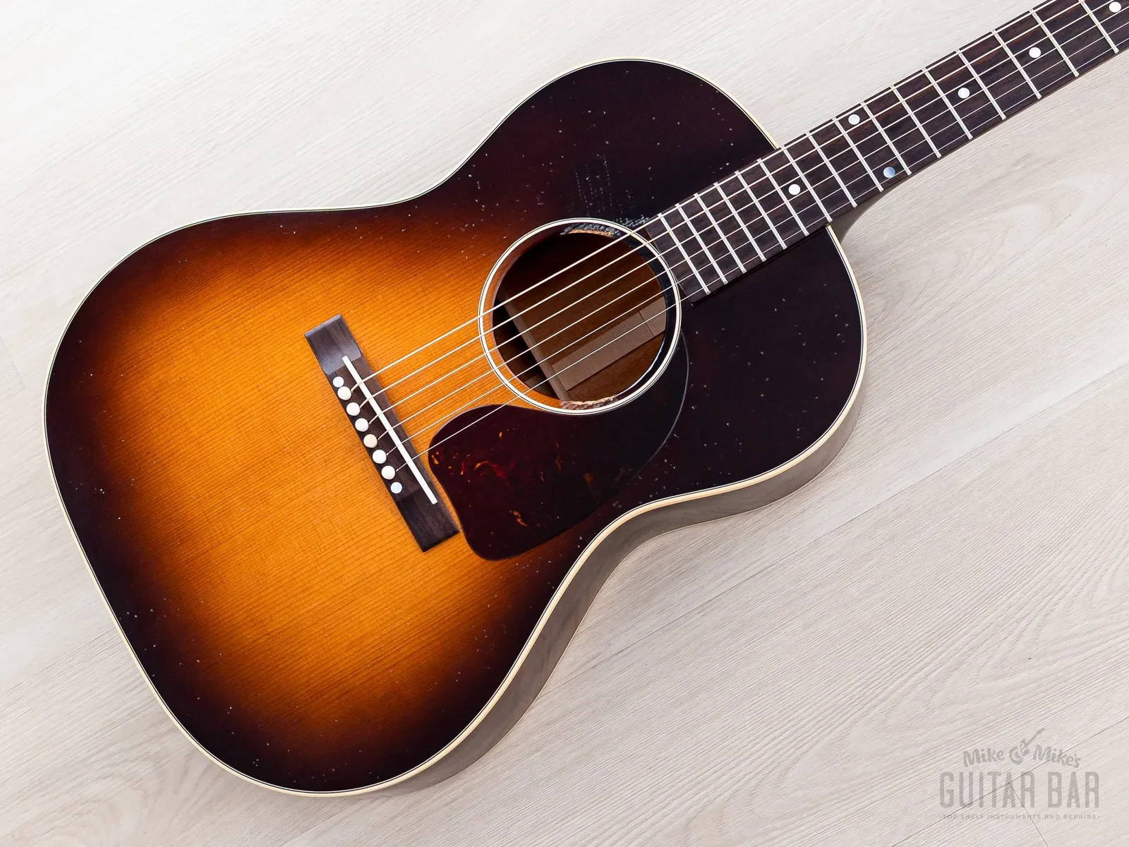 Б/У акустическая гитара Gibson LG-2 Murphy Lab Light Aged 1946 Script Logo 2025 с кейсом, CoA