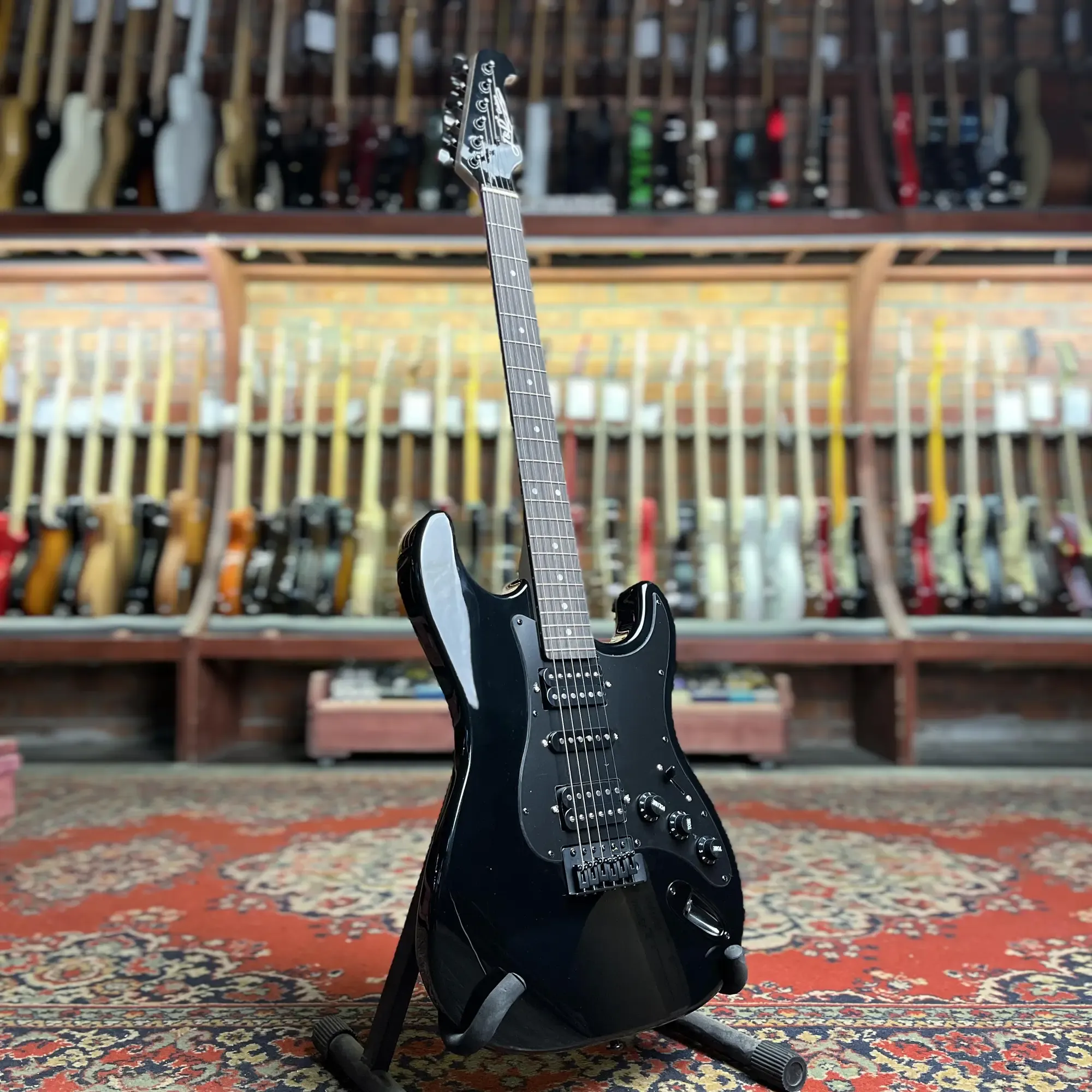 Изображение №6