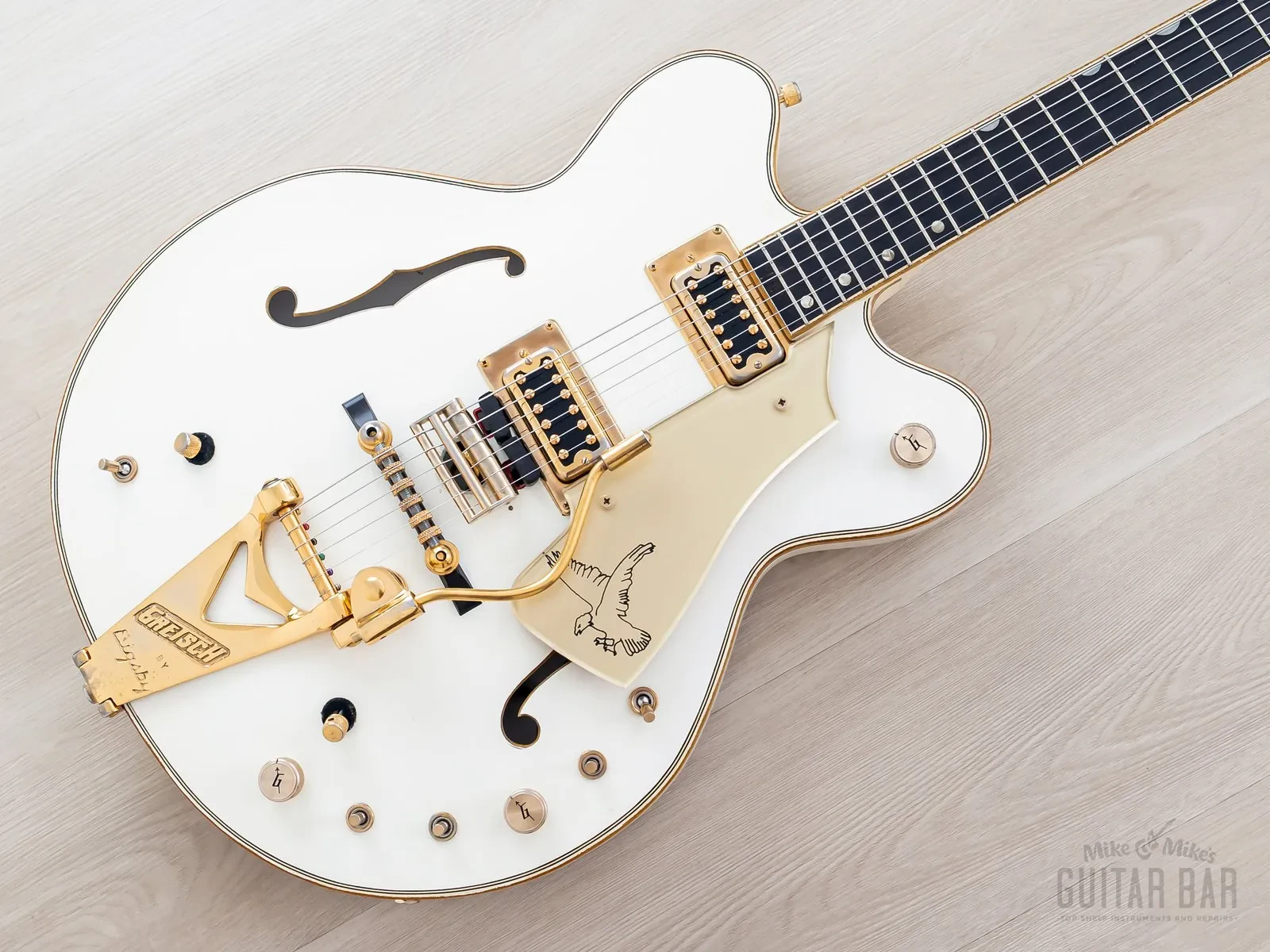 Б/У Электрогитара Gretsch White Falcon Stereo 7595 1972 Double Cutaway с кейсом