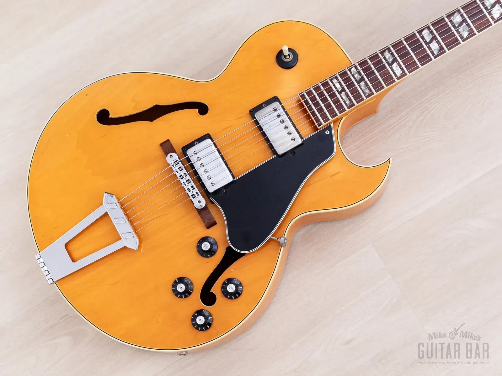Б/У электрогитара Gibson ES-175D Natural, 1976, 2 хамбакера T-Top, с кейсом