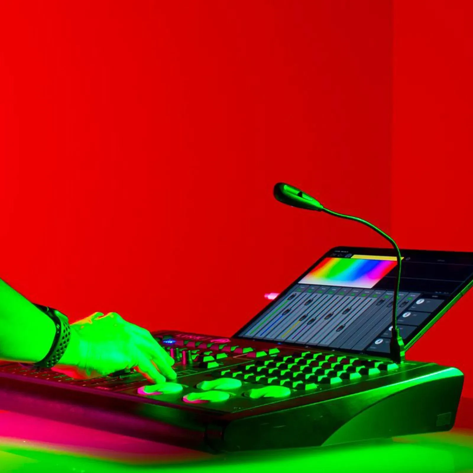 Изображение №11