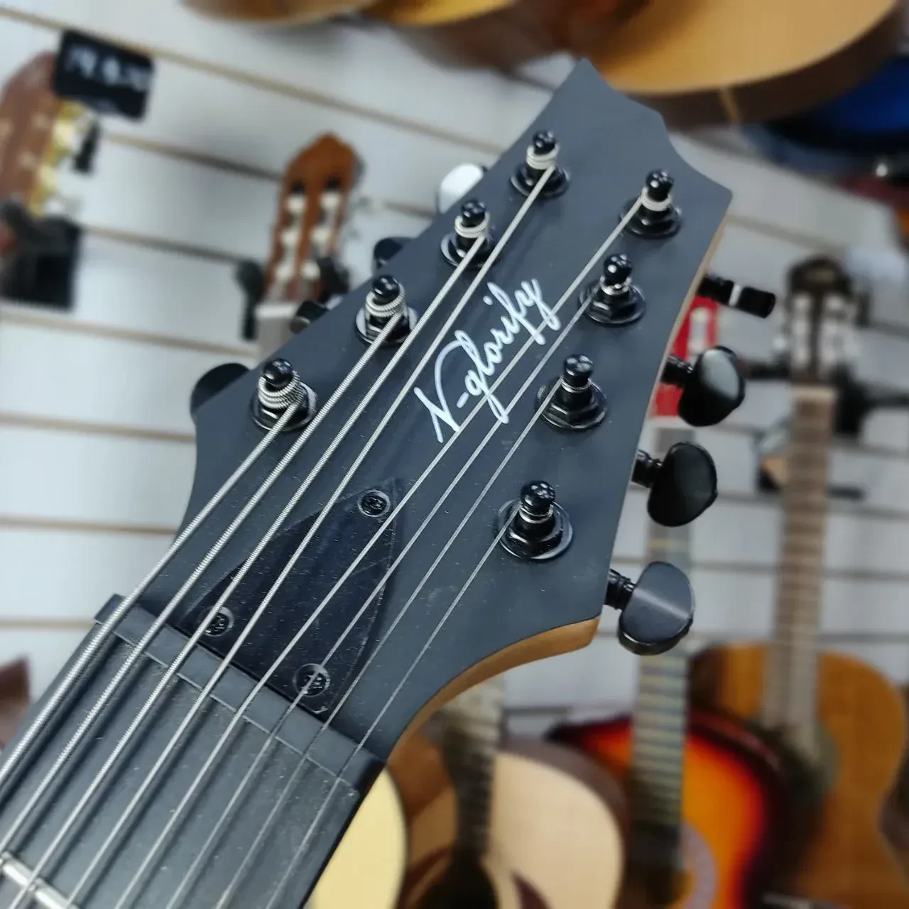 Изображение №6