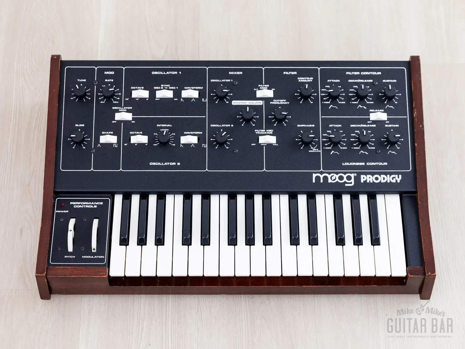 Синтезатор аналоговый MOOG Prodigy 336A Black USA 1983