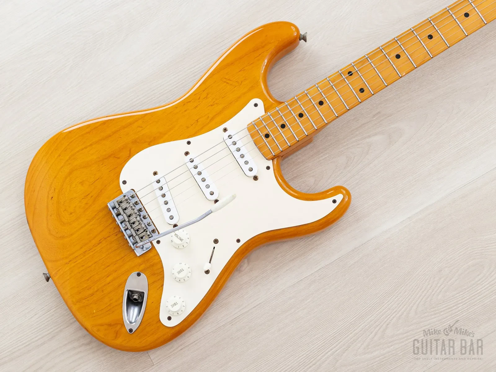 Б/У Электрогитара Fender Custom Edition '54 Stratocaster ST54-75RV V Neck MIJ (1993) с бирками