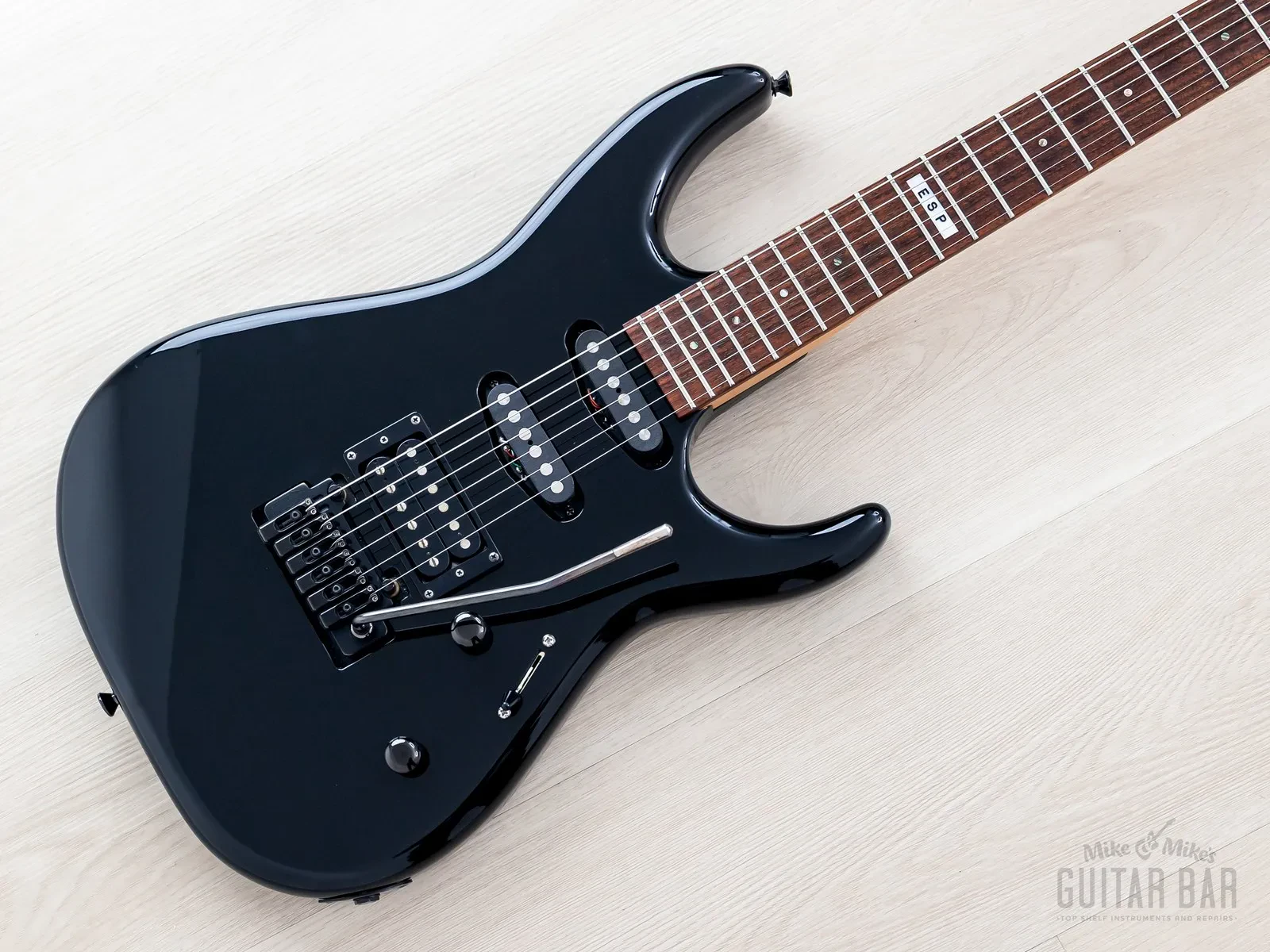 Б/У Электрогитара Esp Mirage Custom Shop SSH Superstrat 1980s черный с кейсом