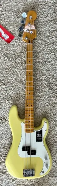 Бас-гитара Fender Player II Precision Bass Hialeah Yellow