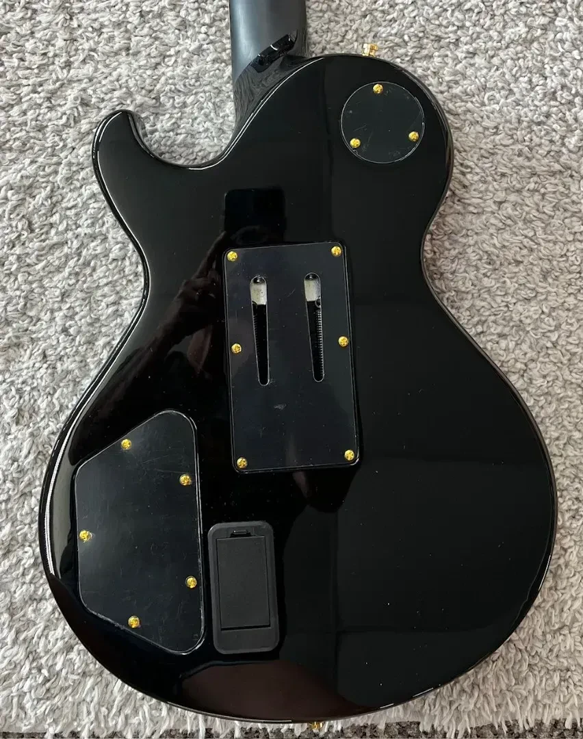 Изображение №6