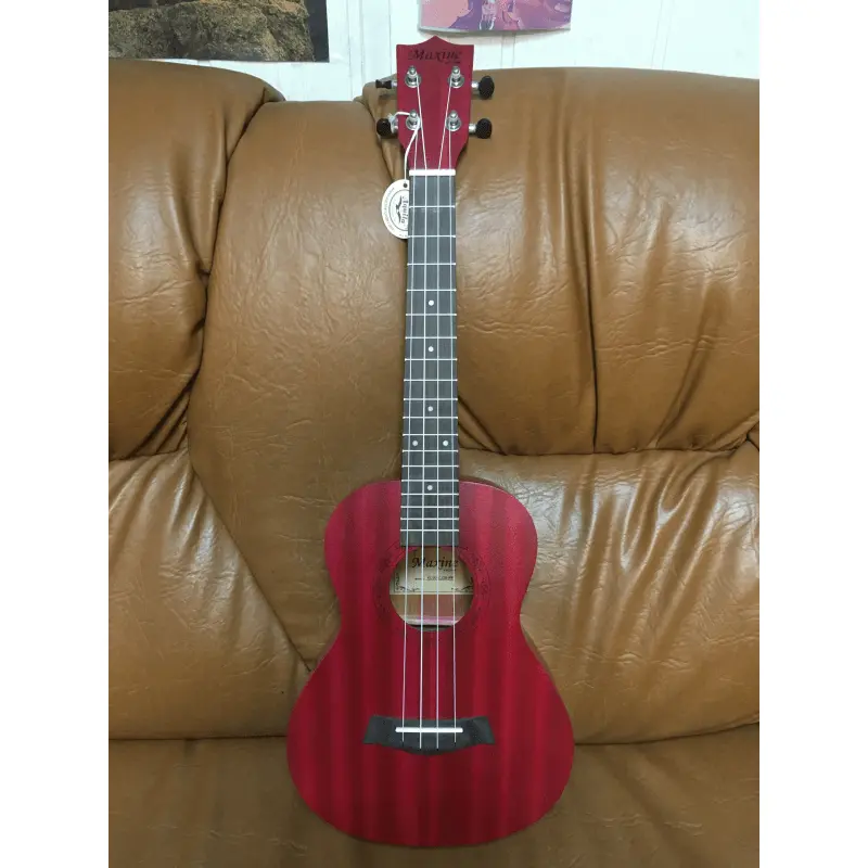 Укулеле тенор MAXINE KU201C/26 /PP