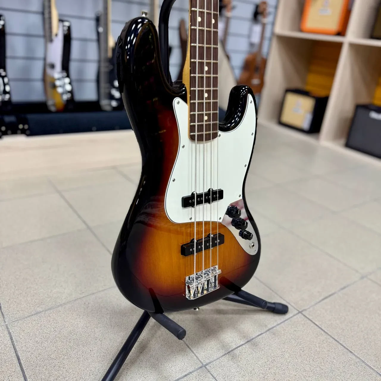 Изображение №6