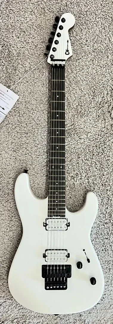 Электрогитара Charvel Pro-Mod Plus San Dimas Style 1 HH FR E Snow White с чехлом