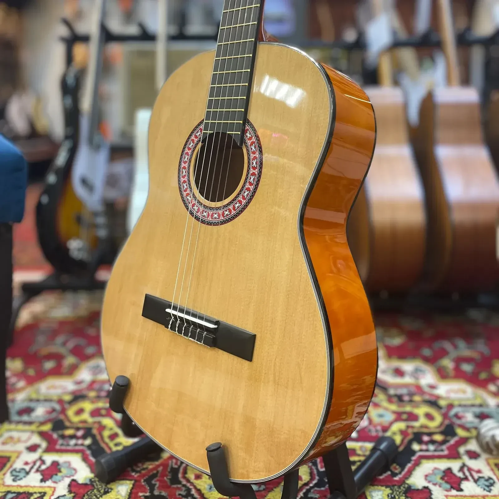 Изображение №6