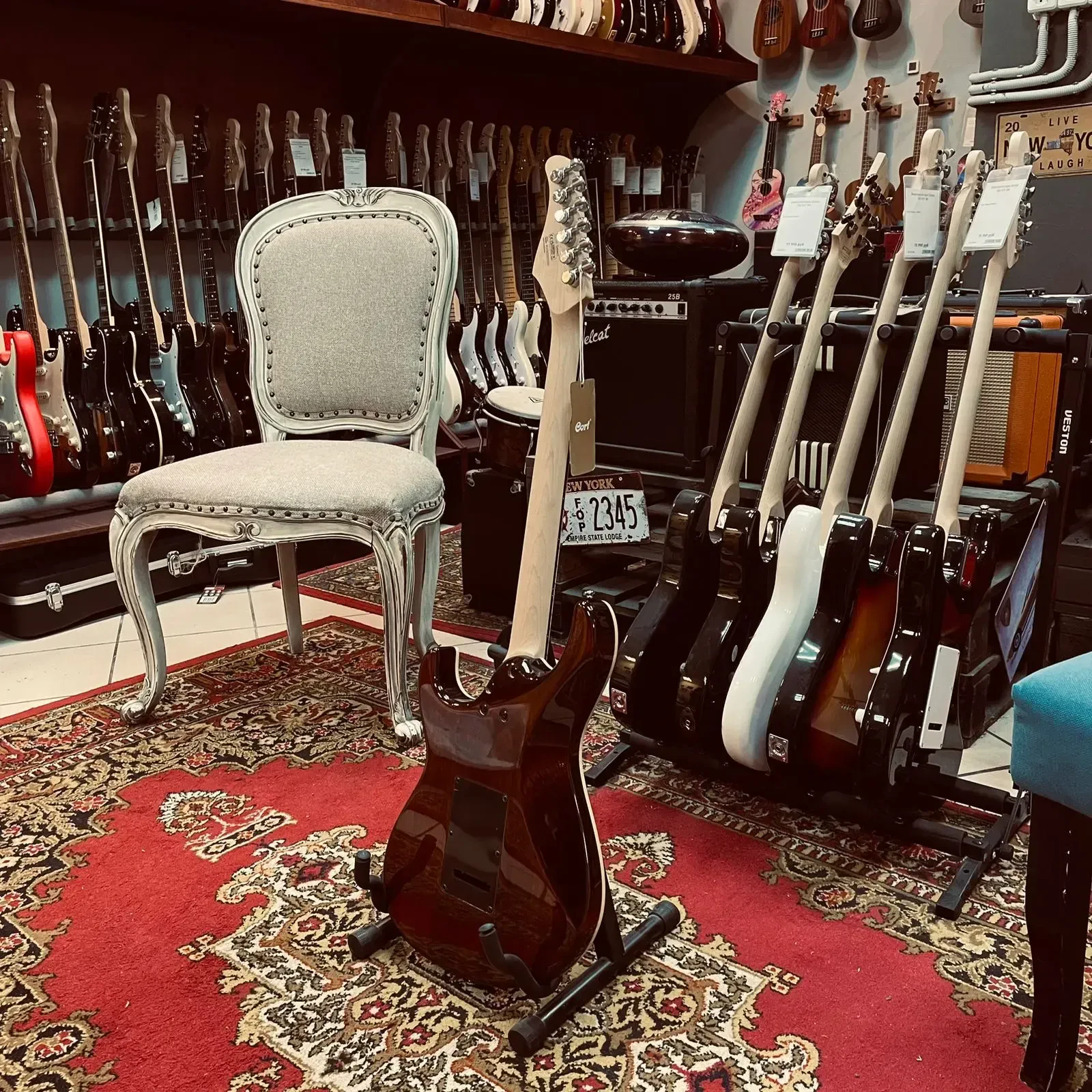 Изображение №10