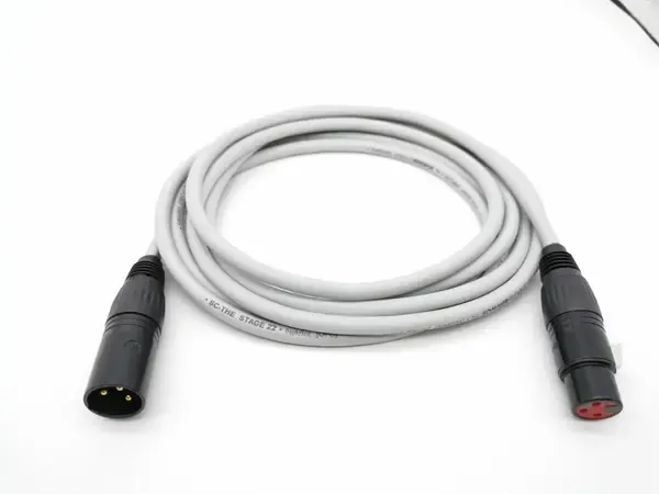 Микрофонный кабель ZZcable E1-XLR-M-F-0100-8 1м