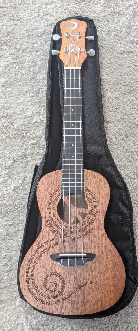 Luna Guitars Maluhia Peace Sign Concert Ukulele Satin Natural Finish, UKE MALU
