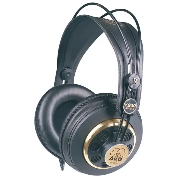 AKG K240 Studio