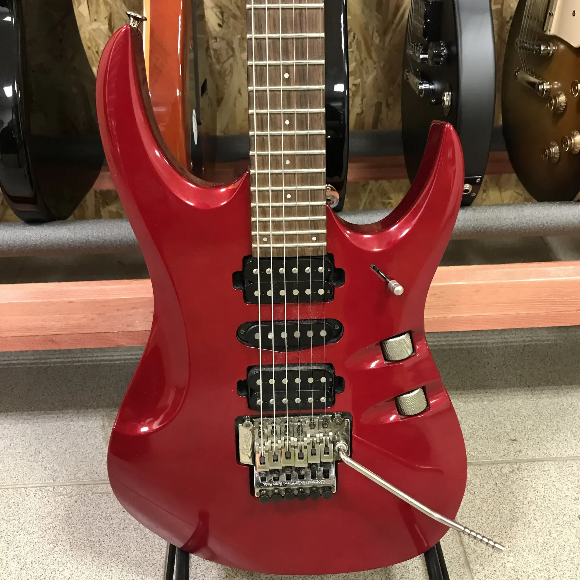 Электрогитара Maverick F-3 HSH Red Korea 2000s