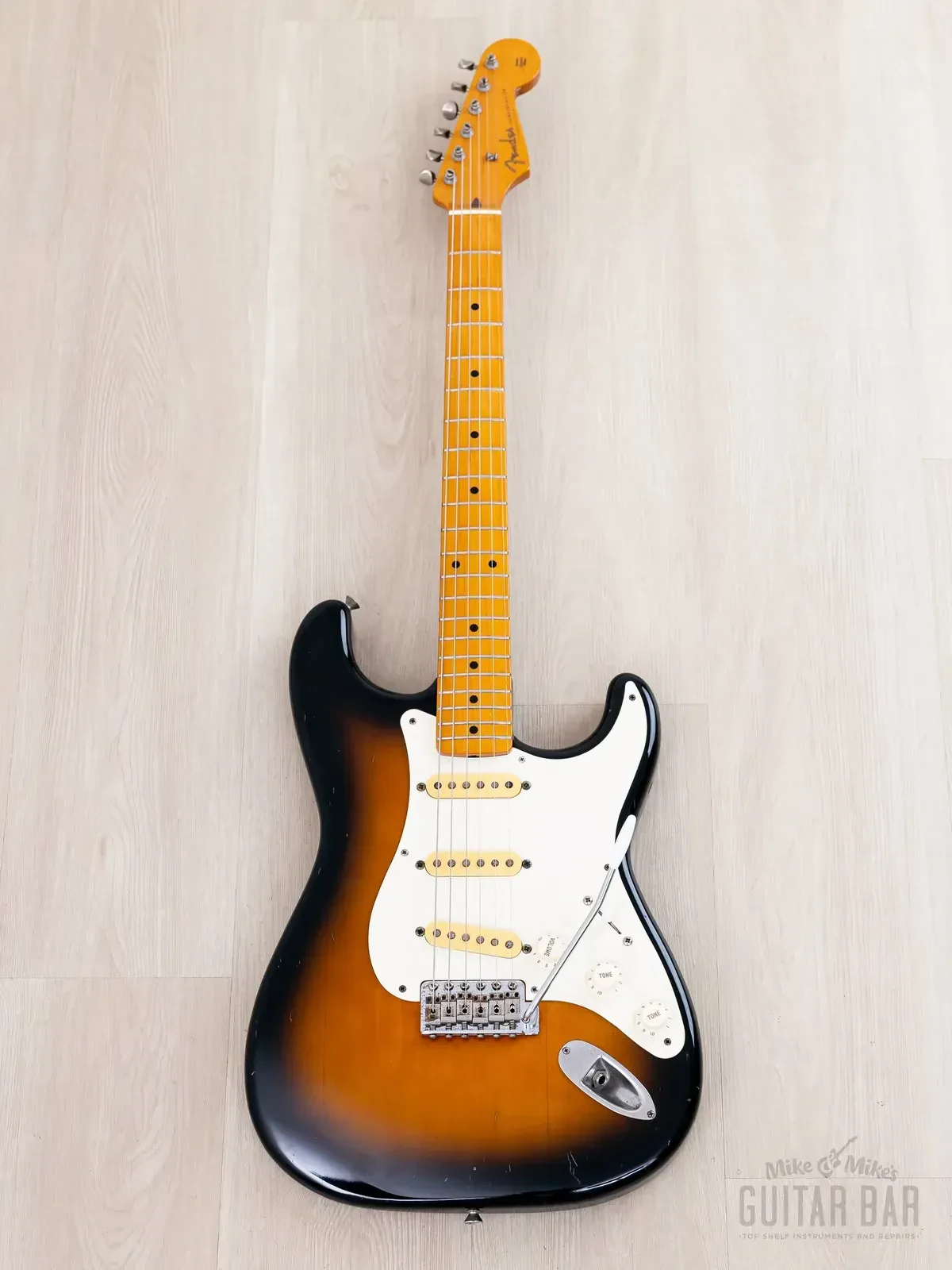Электрогитара Fender Stratocaster 1957 Vintage Reissue ST57-53 SSS Sunburst w/gigbag Japan 1992