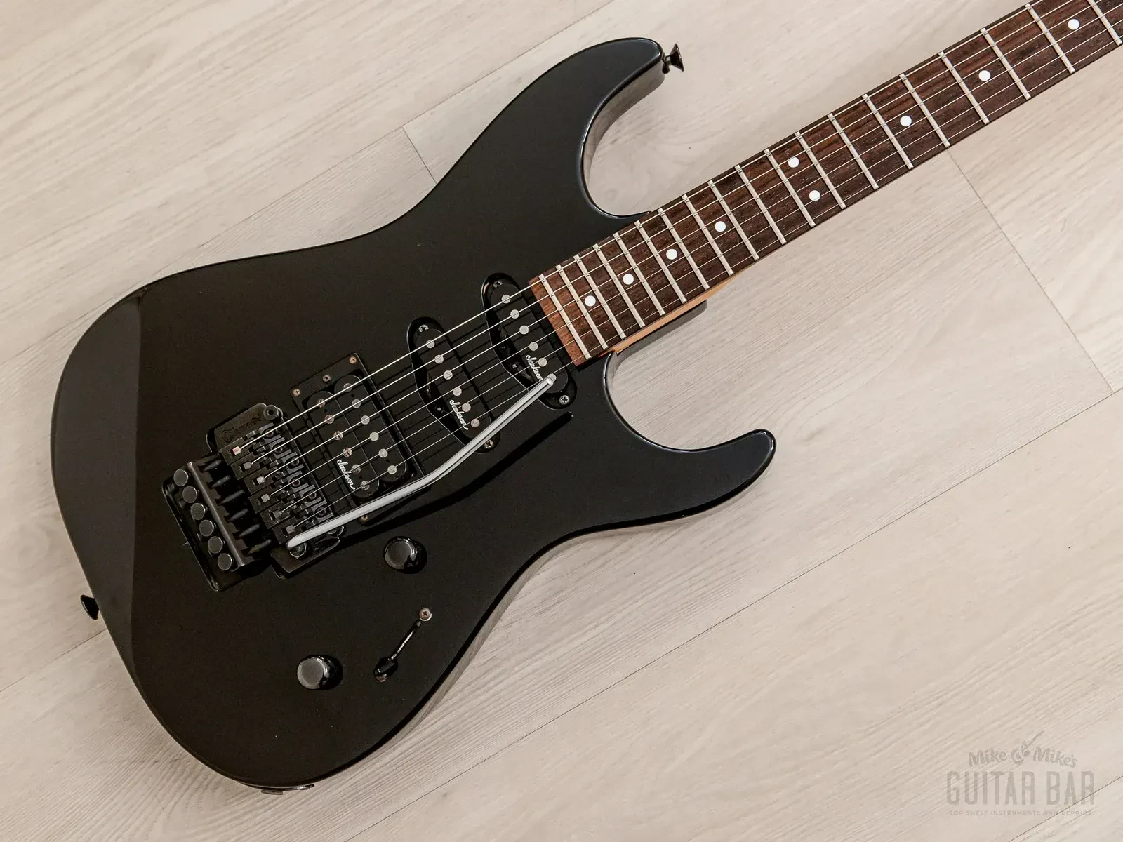Б/У Электрогитара Charvel By Jackson Model 3 DK-065-SSH 1990, Superstrat, S-S-H, черный, Япония