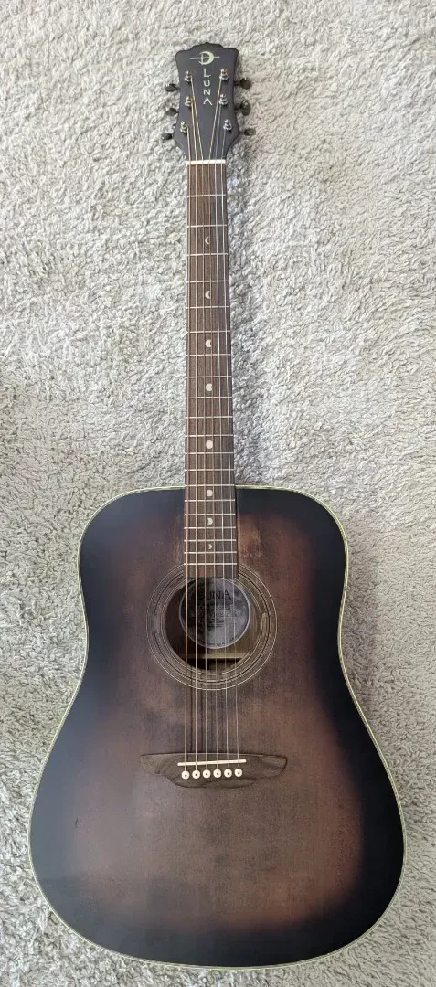 Luna Art Vintage Style Dreadnought Full Size Acoustic Solid Top Guitar - B Stock