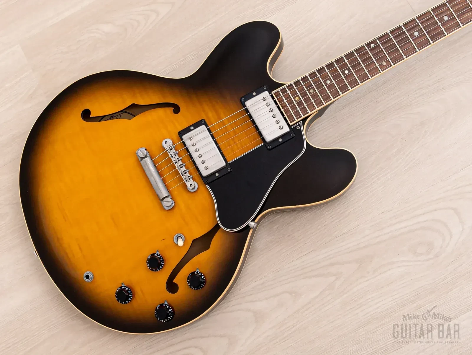 1993 Gibson ES-335 Dot Semi-Hollow Guitar Vintage Sunburst w/ Case