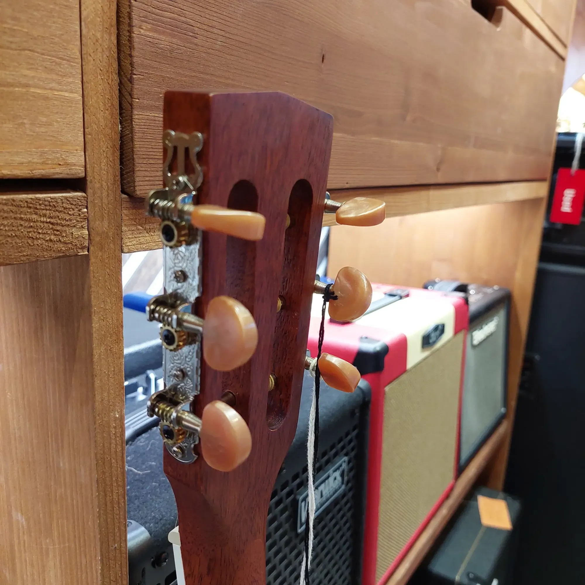 Изображение №9