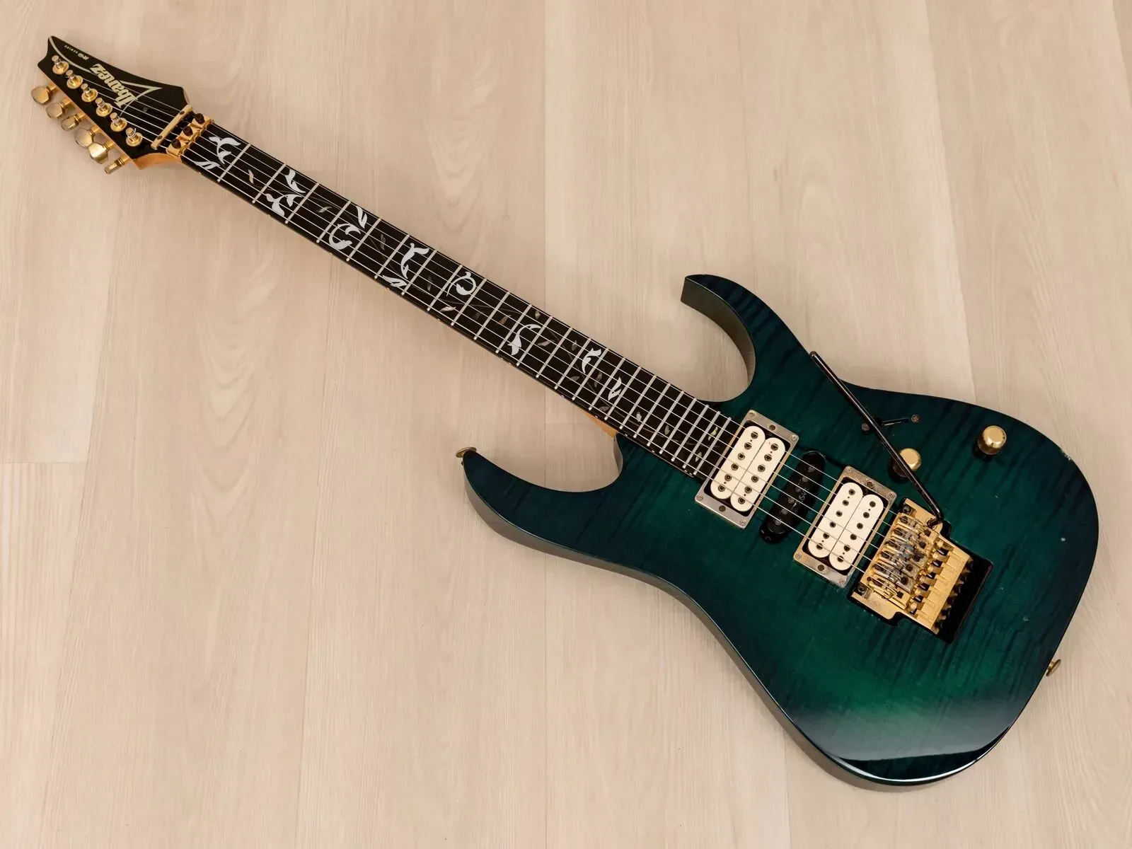 Изображение №8