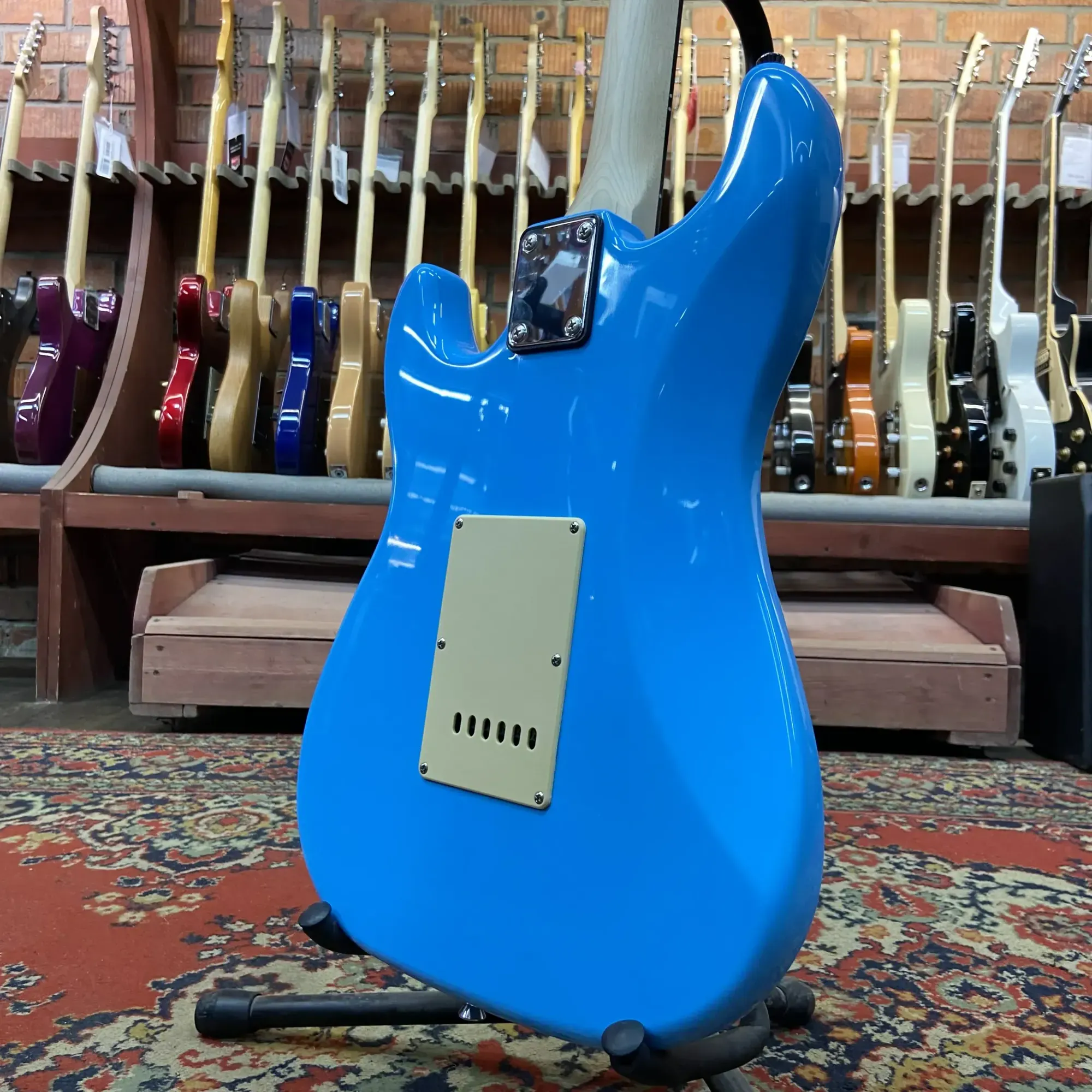 Изображение №11