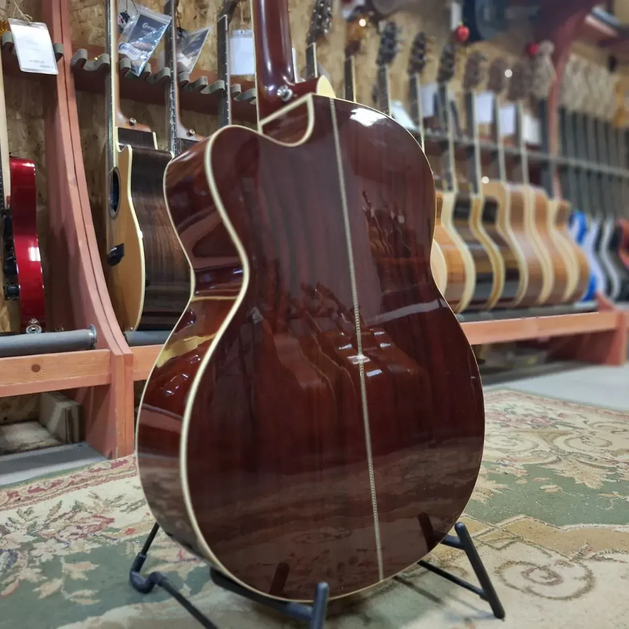 Изображение №11