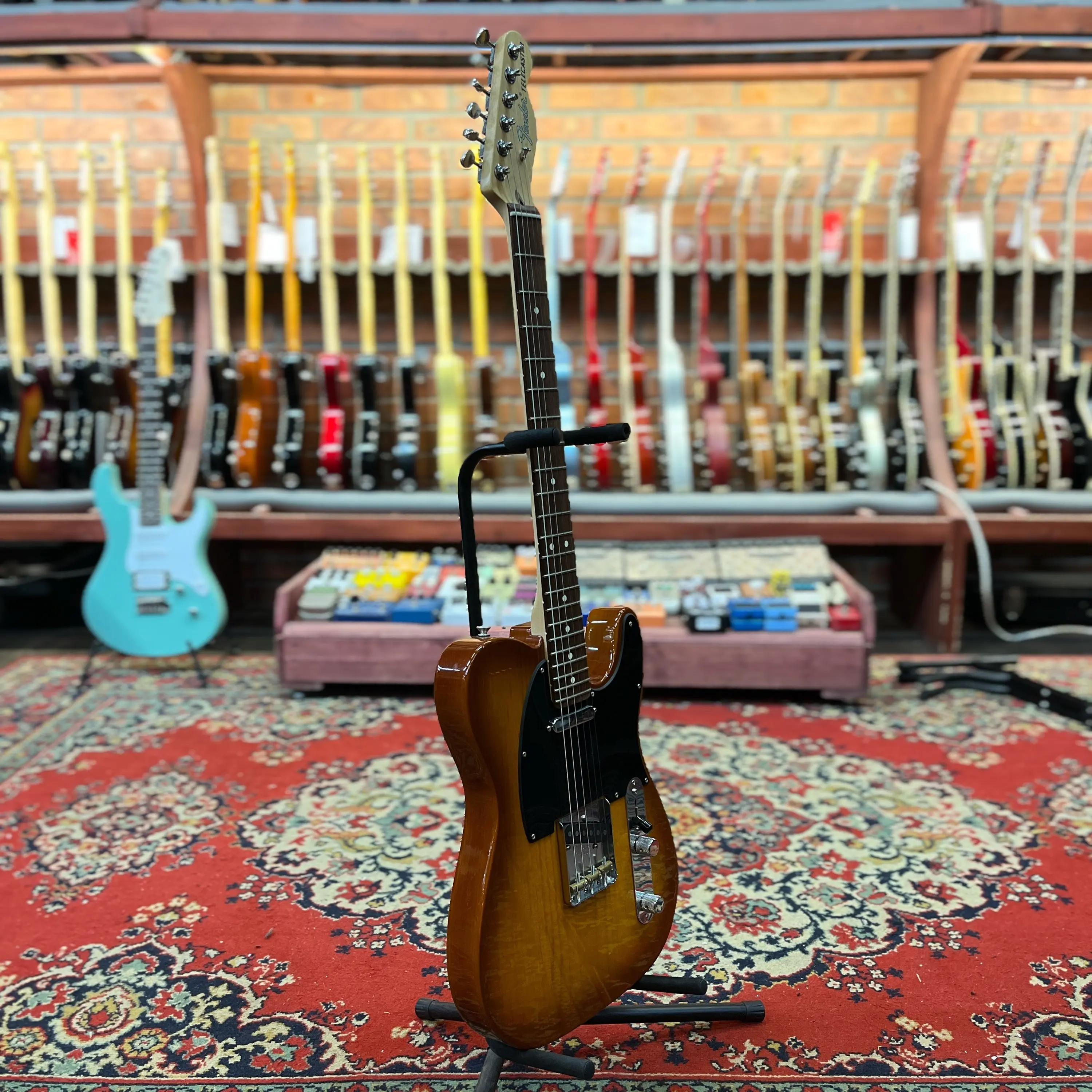 Изображение №6