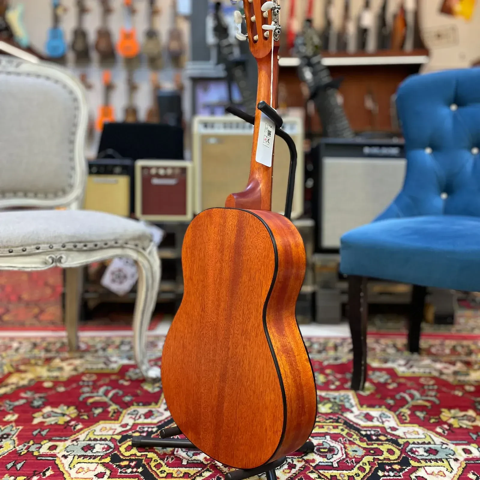 Изображение №11