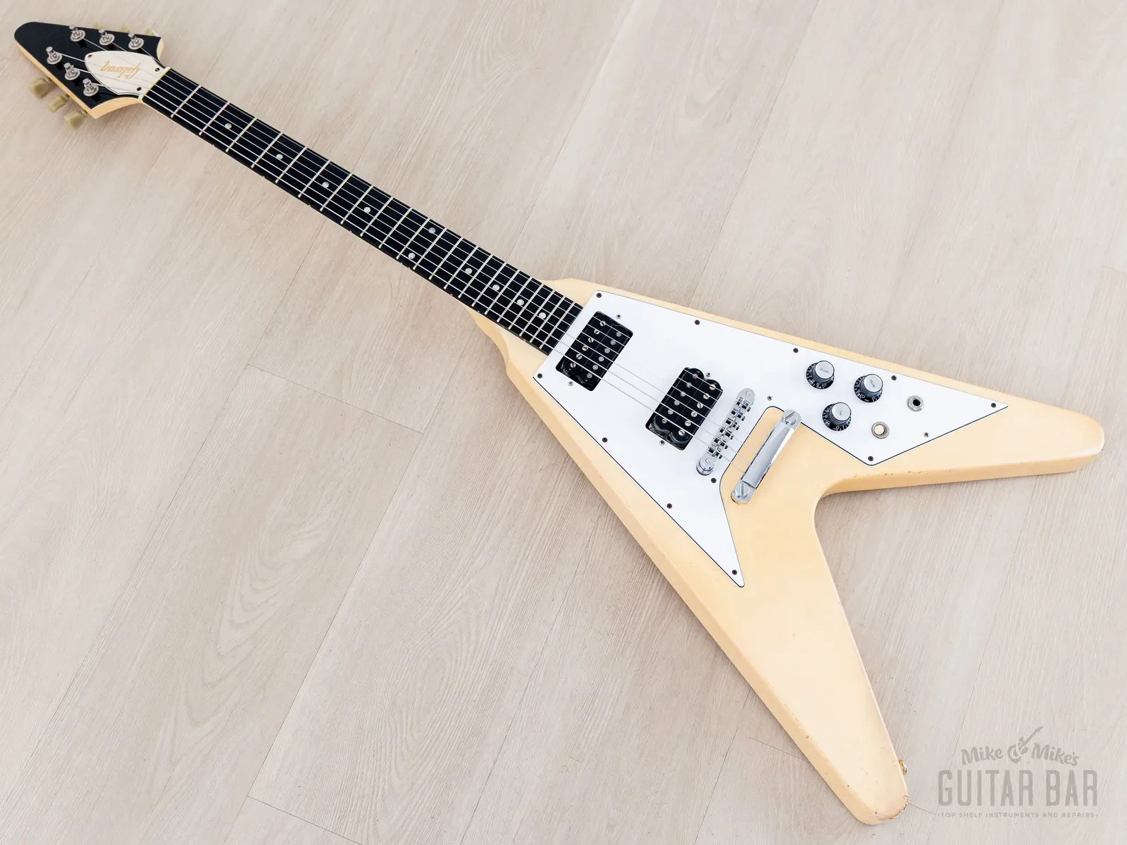 2003 Gibson Flying V '67 Vintage Reissue Classic White w/ Ebony Fretboard