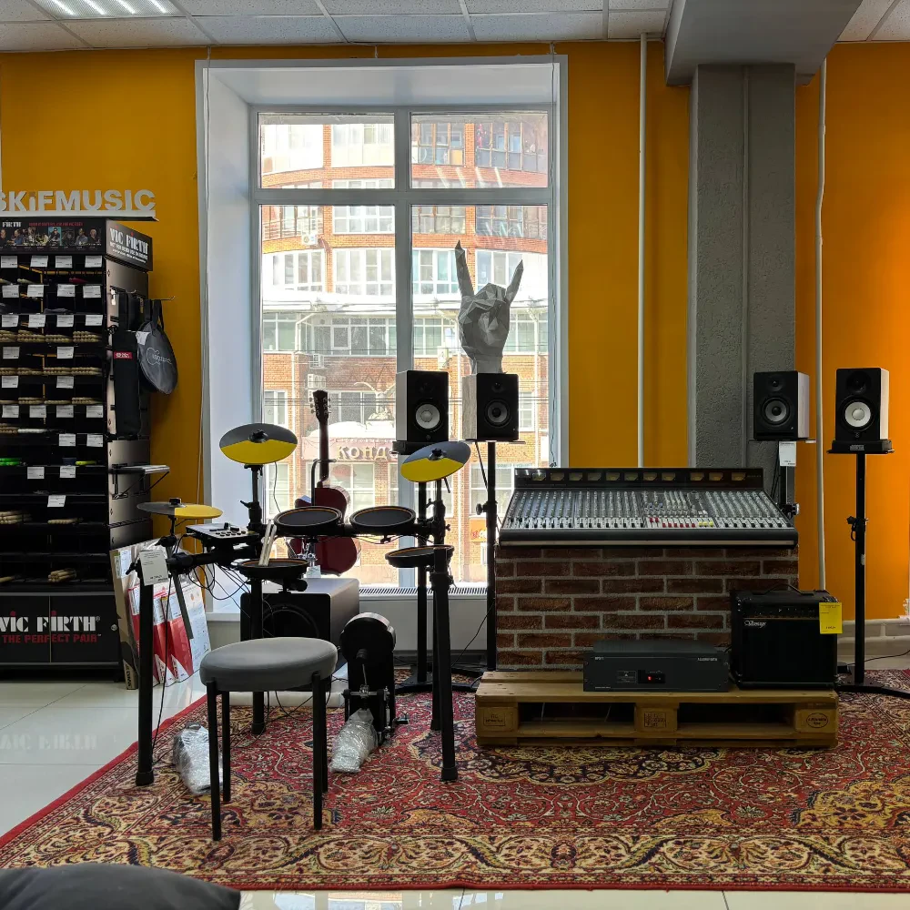 SKIFMUSIC — музыкальный магазин в Томске