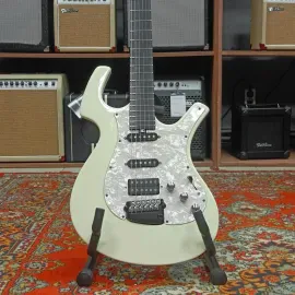 Электрогитара Parker NiteFly White w/case USA 2006