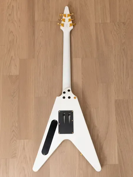 Fernandes BSV-155 Flying V HH EMG White w/gigbag Japan 1980s купить в  SKIFMUSIC | 500332