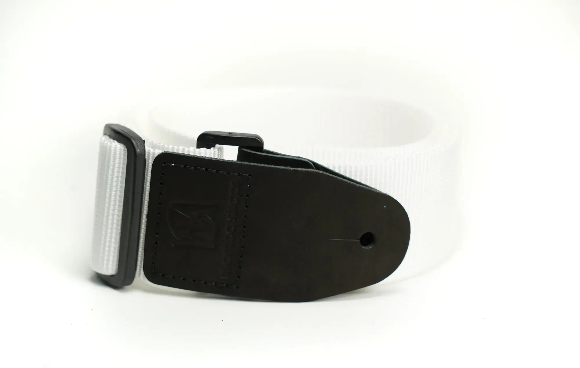 Ремень для гитары Mamba straps MB5031-067 White