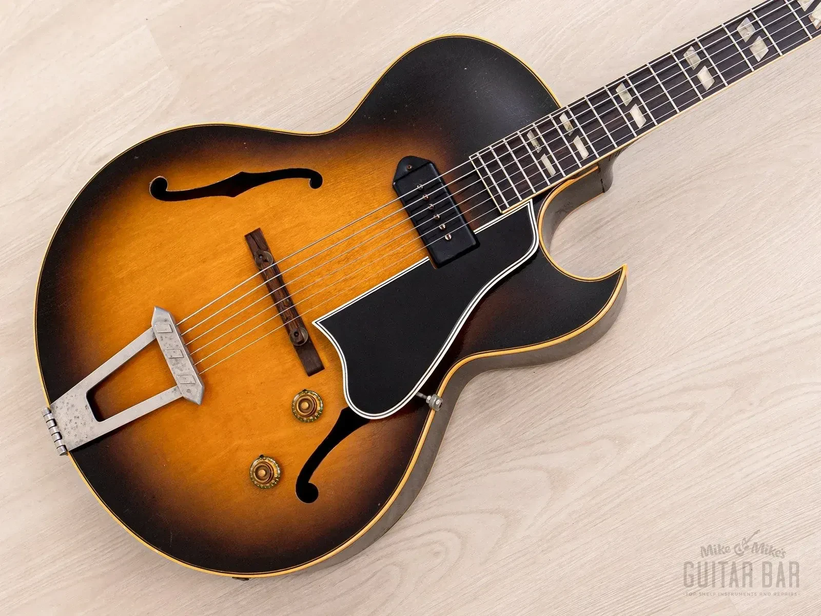 Б/У Электрогитара Gibson ES-175 Archtop 1956 Sunburst с P-90 и кейсом