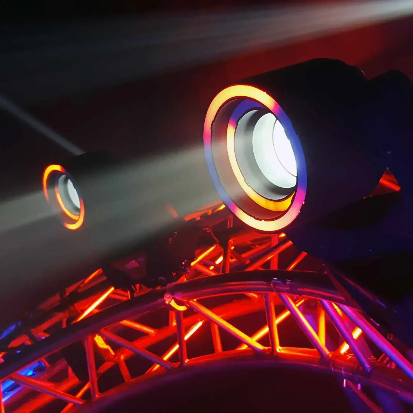 Изображение №12