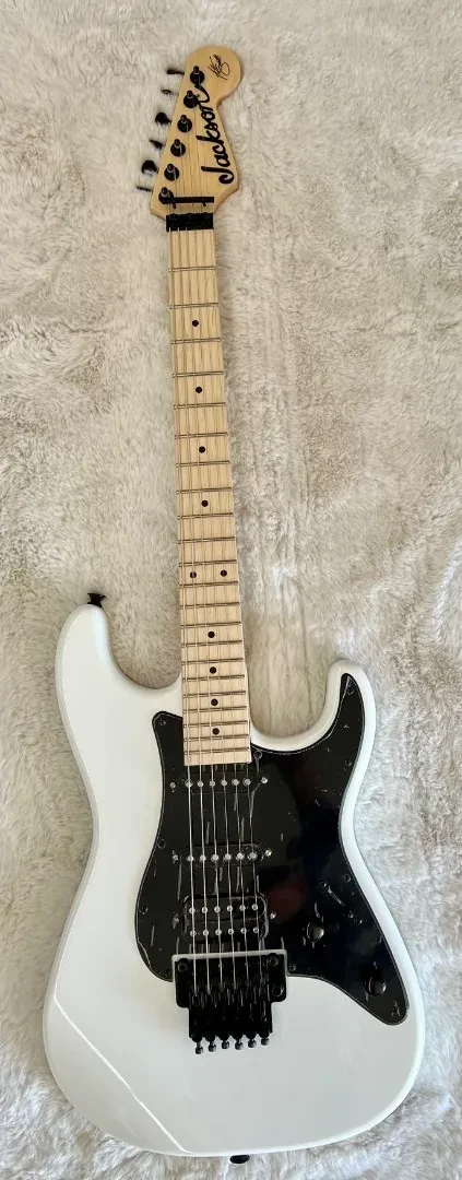 Jackson X Series San Dimas Adrian Smith (Iron Maiden) SDXM, Guitar-White/Black