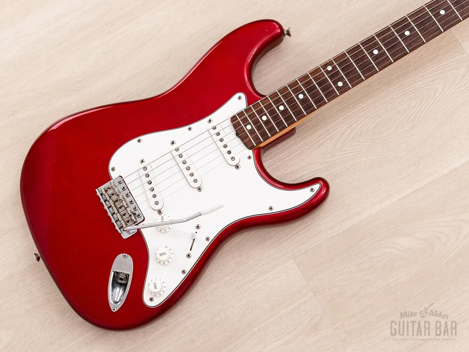 1984 Fender Stratocaster '62 Vintage Reissue JV ST62-70 Candy Apple Red, Japan