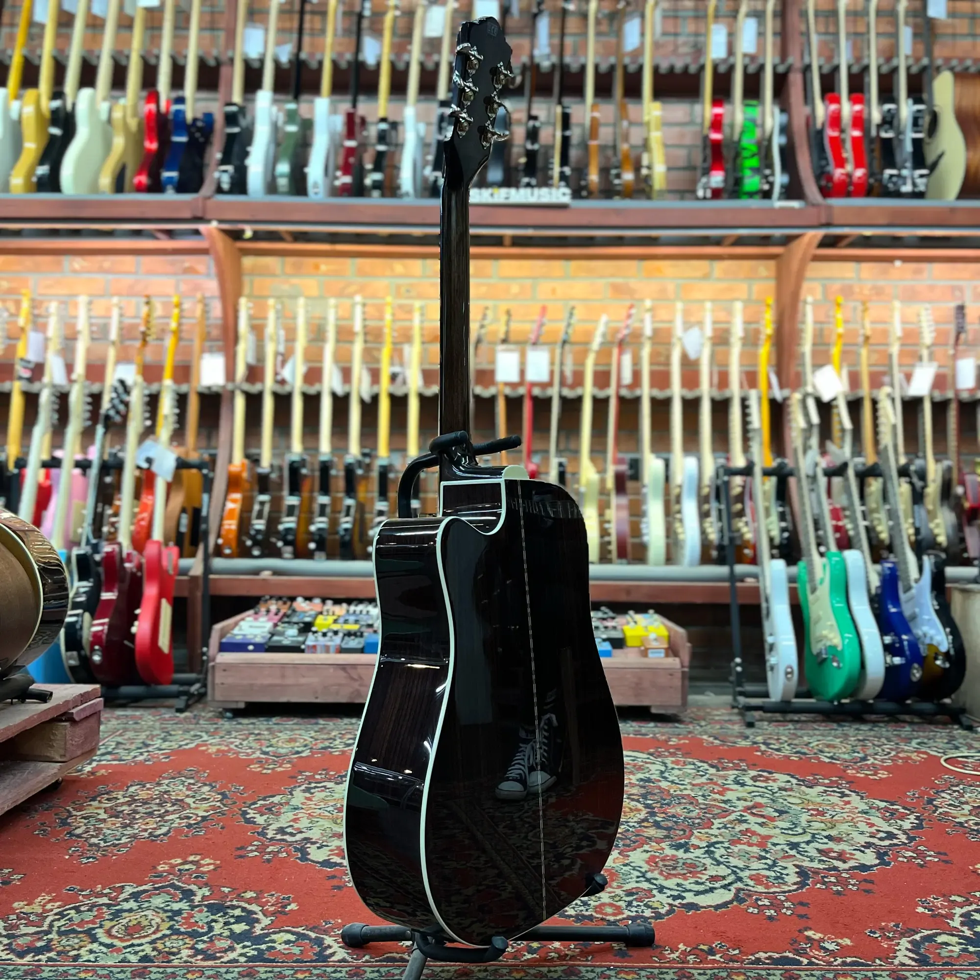 Изображение №6